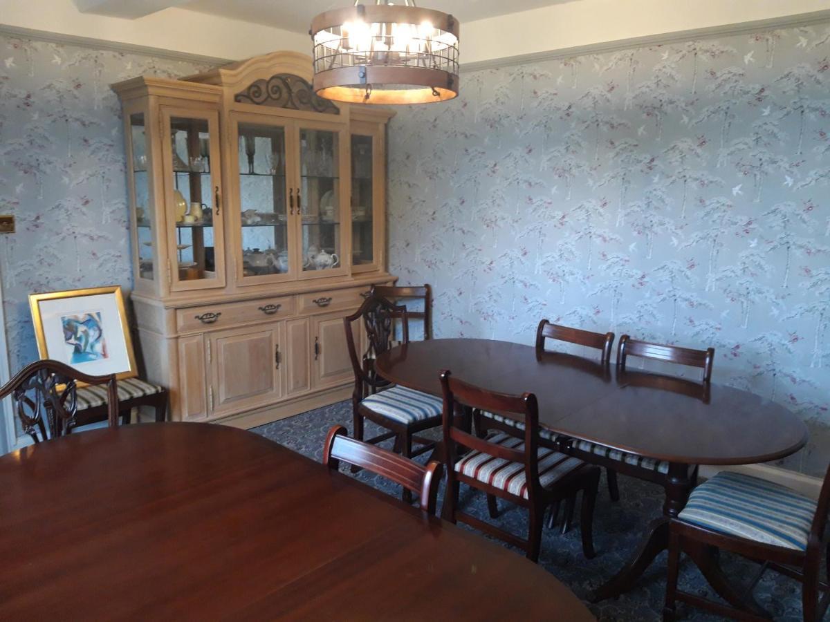 Upper Eyton Farmhouse B&B Alberbury Bagian luar foto